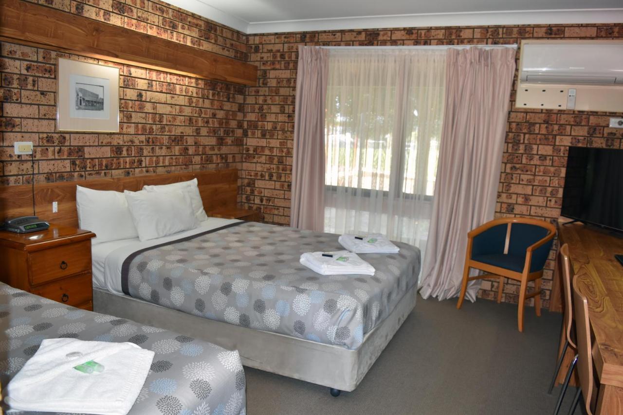 Ten Dollar Town Motel Gulgong Exterior foto