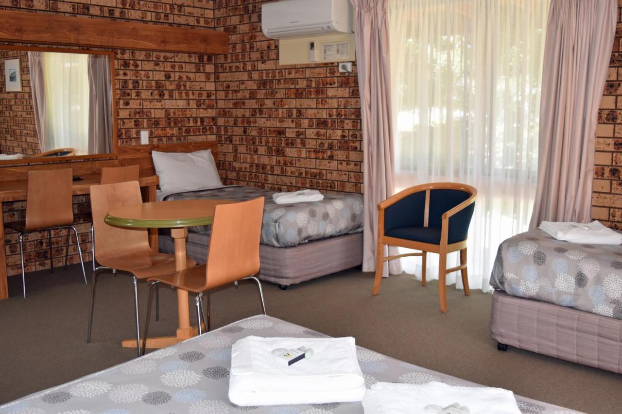 Ten Dollar Town Motel Gulgong Exterior foto