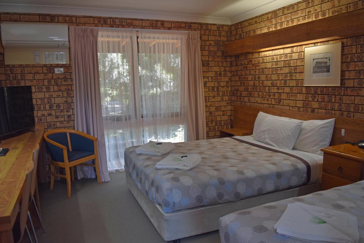 Ten Dollar Town Motel Gulgong Exterior foto