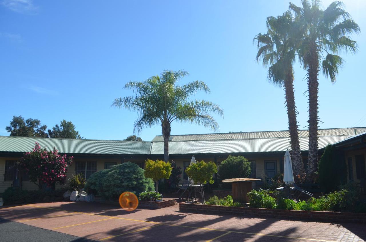 Ten Dollar Town Motel Gulgong Exterior foto