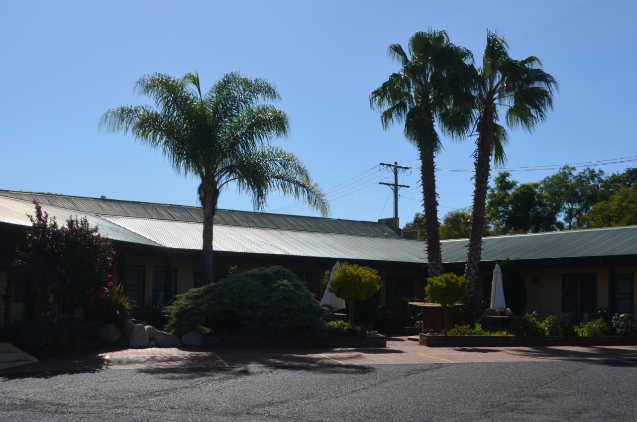 Ten Dollar Town Motel Gulgong Exterior foto